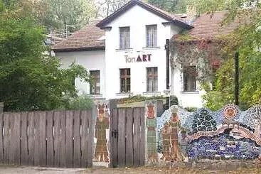 ペンション Haus Tonart