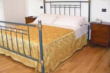 ホテル Villa Cirigliano