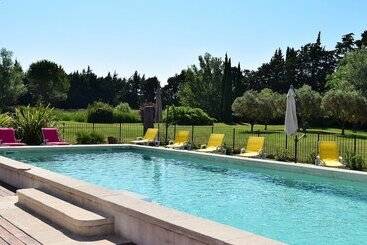 Pension (Hôtel basse catégorie) La Bastide Des Amouriers