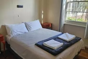 Hotel Lake Leake Inn