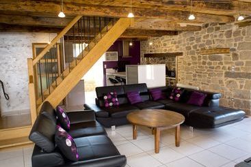 コテージ Le Crochet De Pervenche