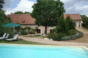 Pensiune Chambres Et Jardin De Pierres