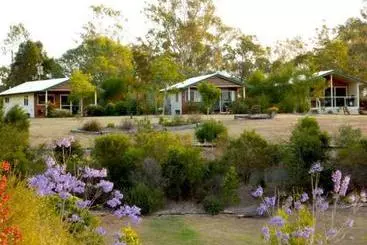 Aamiaismajoitus (B&B) Amamoor Homestead And Country Cottages