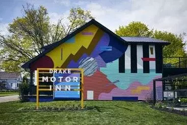 Drake Devonshire And Motor Inn