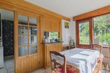 فندق فئة نجمة واحدة Auberge Nonque