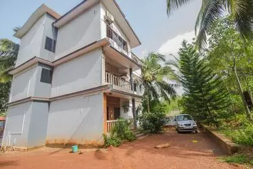 Pensió Satpurush Guest House By Oyo Rooms