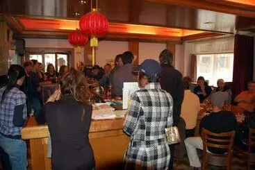 ホテル Hôtel De L Ours