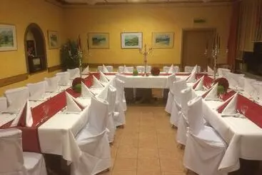 Hotelli Restaurant Zum Felsenkeller