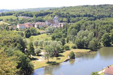 Пансион Le Roches De Merry