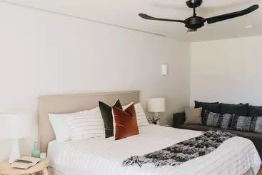 ホテル The Oaks Ranch