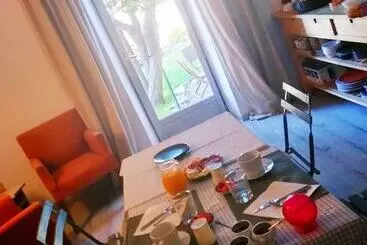 Bed and Breakfast Chambre D Hôtes Face Au Lavoir