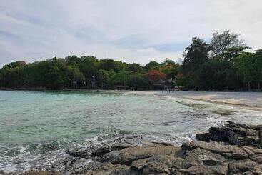 Hotel Blue Bay Bungalow