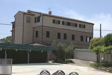 Lantligt Hotell Agriturismo Casa Degli Archi