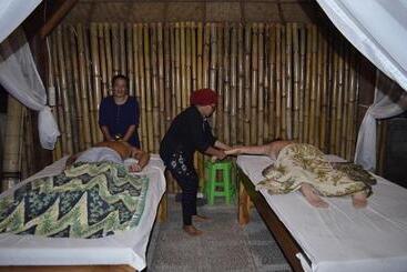 Bed and Breakfast West Break Bali Medewi