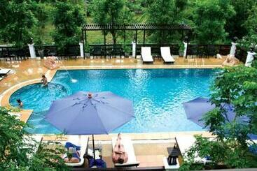 Hotel Sea Breeze Bungalow