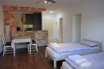 Hotel Gästehaus Schröder Walldorf 3