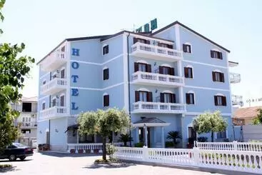 فندق Villa Del Lago