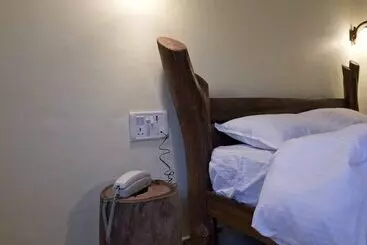 Hotel Corbett Riviera