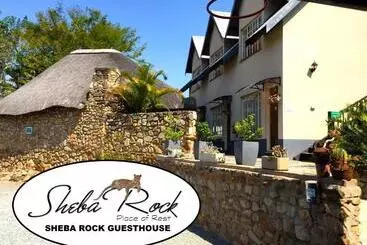 ペンション Sheba Rock Guesthouse