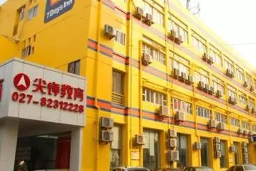 Hotel 7days Inn Wuhan Baibuting Garden