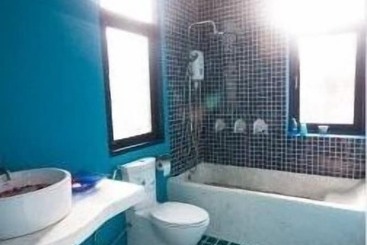 בית מלון כפרי Laemsing Whitehouse Resort