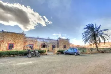 Majatalo Kasbah Imini