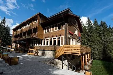 Eko Sport Hotel Björnson