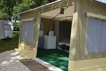 Hotel Camping Les Chenes Clairs