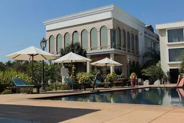 Hôtel Uva Meridian Bay Resort And Spa