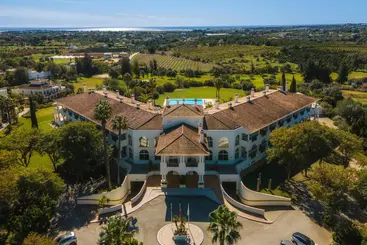 Aparthotel Colina Verde Resort