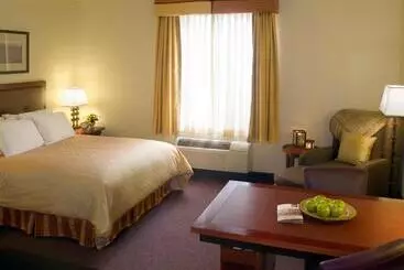 Отель Larkspur Landing Extended Stay Suites Renton