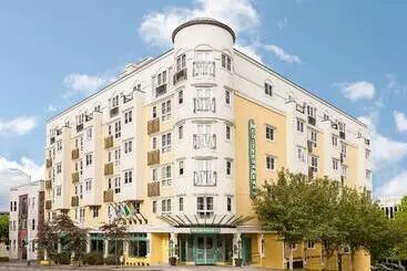 Hotel The Mediterranean Inn