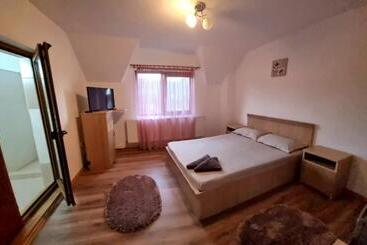 بنسيون Popasul Găleșean