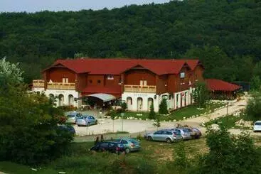 Aamiaismajoitus (B&B) Pollushof Panzió és étterem