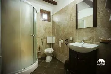 Pensiunea Roua Muntelui