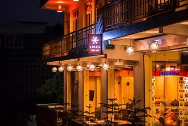Hostel Zostel Bir