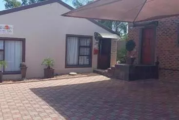 Aamiaismajoitus (B&B) Sunel's Guest Rooms