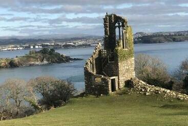 פנסיון Manor Lodge Guesthouse