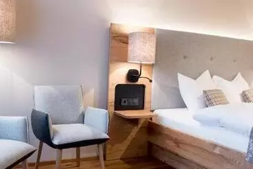 Hospedaria Landgasthaus Helpfauer Hof