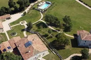 Bed and Breakfast Chambres D Hôtes Domaine De Nazère