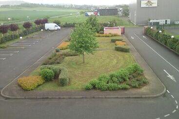 בית מלון כפרי Siatel Metz