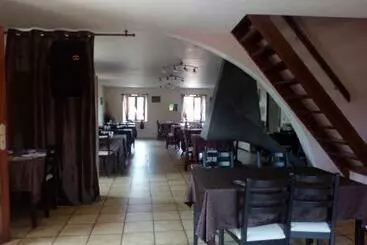 Auberge De Cadenas