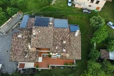 هتل Agriturismo Il Castagneto