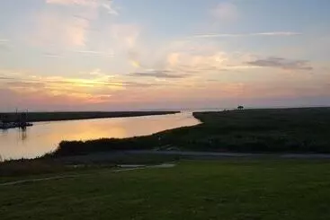 Huoneistohotelli Garni Am Lindenhof Bunde