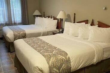 فندق Village Creek Country Inn