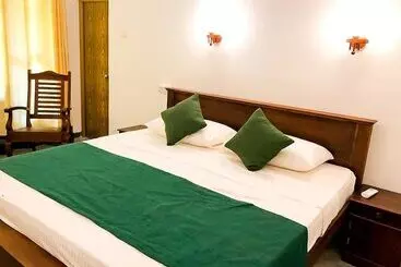 Pension (Hôtel basse catégorie) Maygrove View Villa