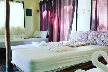 Pensió Villa Encantador Resort