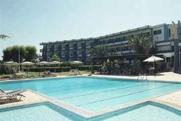 فندق Afandou Beach Resort