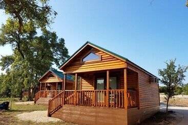 Vakantiehuisje Al S Hideaway Cabin And Rv Space, Llc