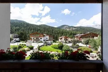 アパートホテル Ciasa Milandura